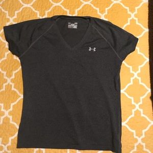 Under Armour Semi-Fitted V-Neck